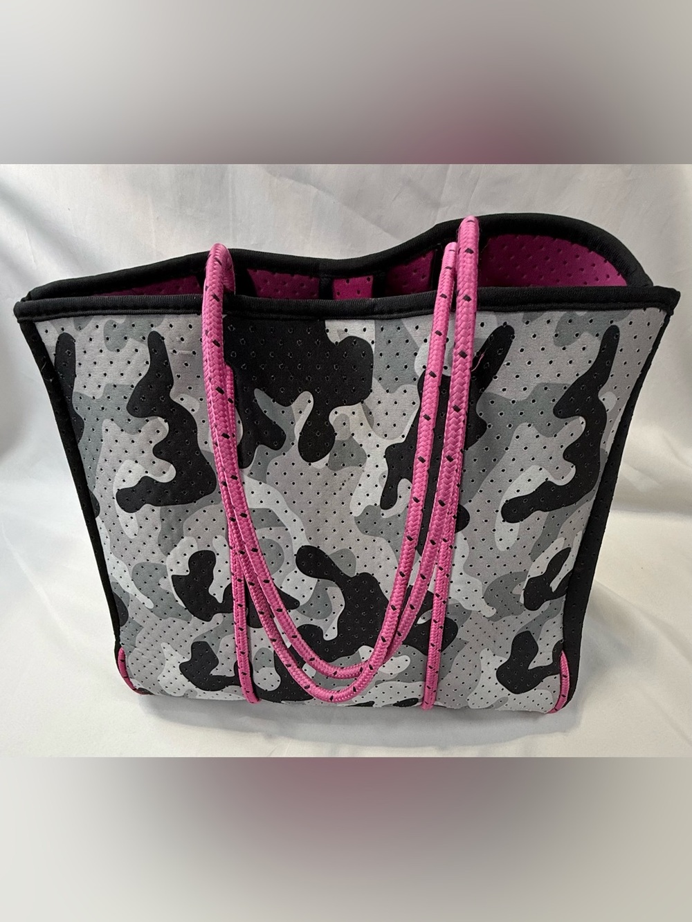 Gray Camo Neoprene Tote & Wallet Pink Handles